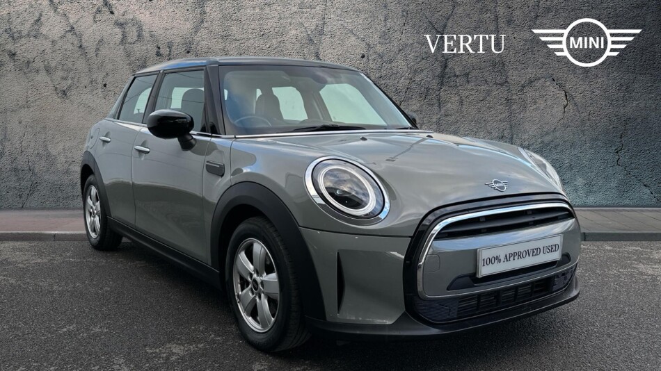 MINI Hatchback 1.5 Cooper Classic 5dr Petrol Hatchback